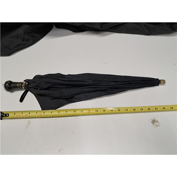 " black vintage umbrella"
