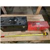 Image 1 : 2 empty tool boxes
