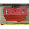 Image 1 : Empty tool box
