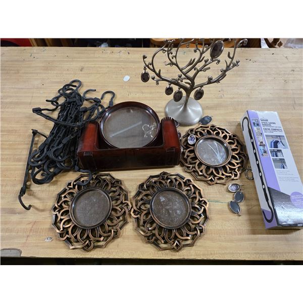 Lot of mirror and misc items