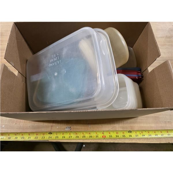 Lot of tupperware