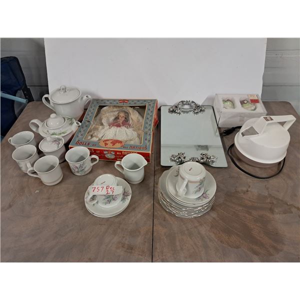 Tea pot set/ Miscellaneous