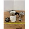 Image 2 : Corning Ware Floral Bouquet Percolator Coffee Pot