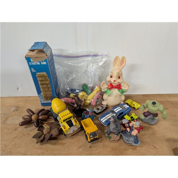 Box of Miscellaneous Toys (Jenga, Skylanders, Wood toys, and etc)