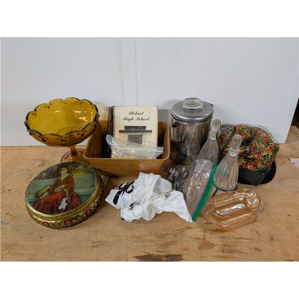Box of Miscellaneous Vintage Items ( Tin, Glass Dish and etc.)