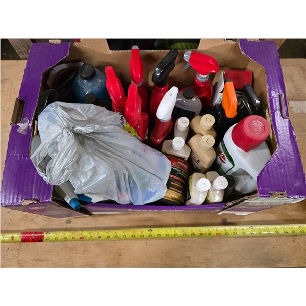 Lot of cleaning supplies