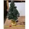 Image 2 : Light up Christmas tree- works