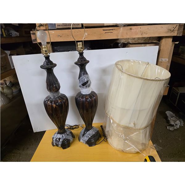 2 vintage glass lamps- both works- with shades