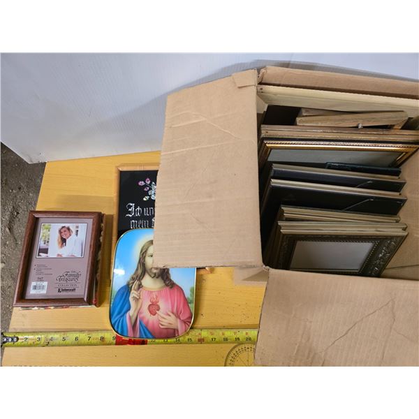 Lot of picture frames