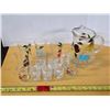 Image 1 : Decorative glasses and pitcher