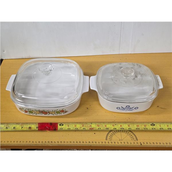 2 corning ware casserole dishes