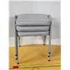 Image 1 : 3 stools- 18"H