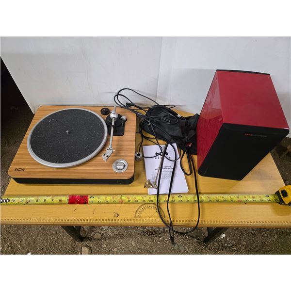 Markley record player- works