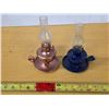 Image 1 : 2 small oil lamps