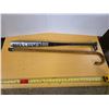 Image 1 : Baseball bat and cane