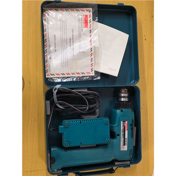 Makita 9.6v drill