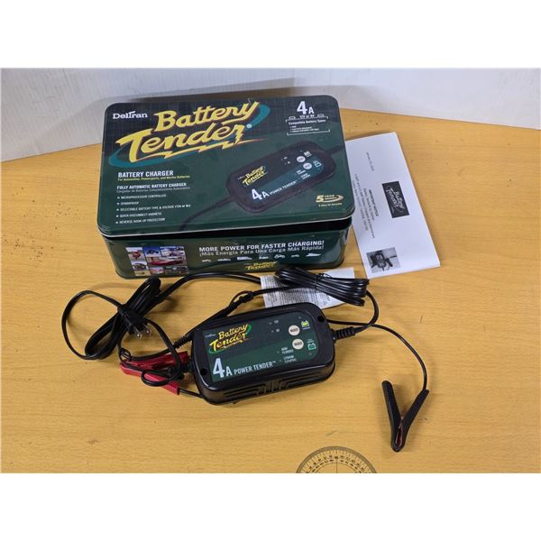 battery tender with tin