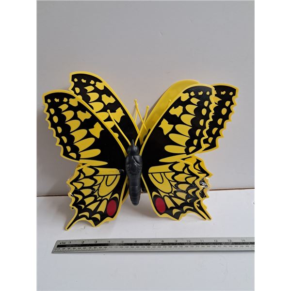 3in one package plastic butterfly décor"