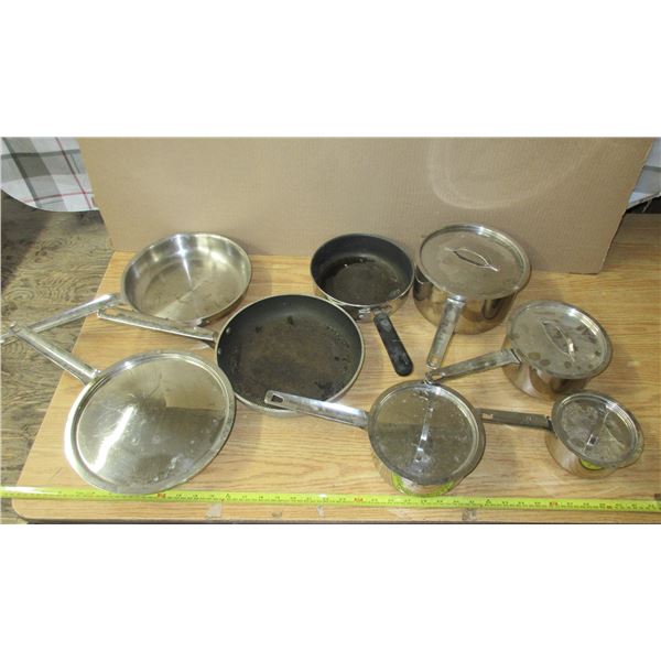 Lot of Kitchen Items.