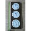Image 1 : Vintage Sunbeam 3-Gauge Weather Station Barometer.