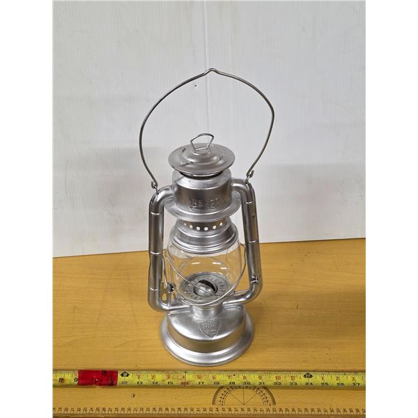 Beacon oil lantern