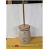 Image 1 : #3 Redwing butter churn - large crack- 11"H