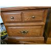 Image 7 : 6 piece bedroom set- with dressers and mirror