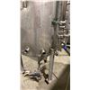 Image 2 : RIPLEY 2HLY, 200L MOBILE STAINLESS STEEL TANK APPROX 4' H