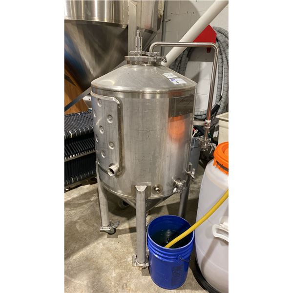 RIPLEY 2HLY, 200L MOBILE STAINLESS STEEL TANK APPROX 4' H