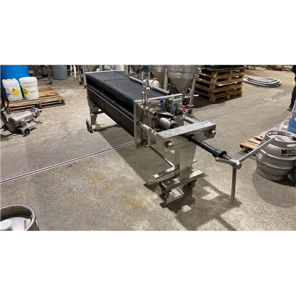 MECCANICA SPADONI KAPPA 9/BA MOBILE CARDBOARD PLATE PRESS-FILTER