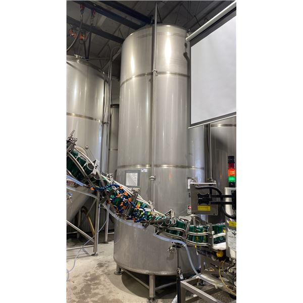 RIPLEY 60.BBL BB, 1860 GALLON CAPACITY STAINLESS STEEL JACKETED BRITE TANK