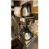 Image 1 : BUNN AXIOM-DV-TC COMMERCIAL COFFEE MAKER WITH 2 CARAFES & COFFEE FILTERS