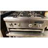 Image 2 : IMPERIAL COMMERCIAL STAINLESS STEEL 4 BURNER TABLETOP GAS RANGE