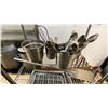 Image 4 : EFI 5 TIER MOBILE WIRE RACKING UNIT WITH ASSORTED COMMERCIAL RESTAURANT ITEMS-  FRYER