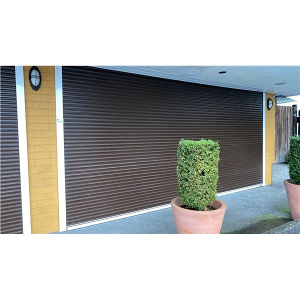 PENTAGON SECURITY METAL ROLL SHUTTER SYSTEM - APPROX. 212" ACROSS X 107" HIGH