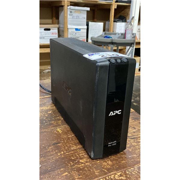 APC BACK-UPS PRO 1000