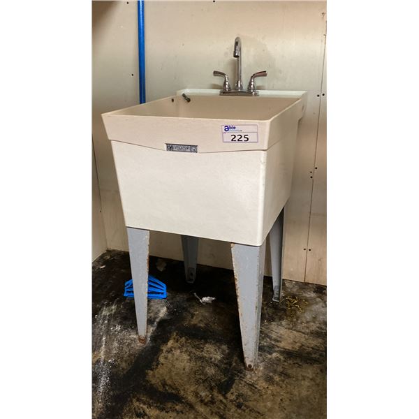 ELM UTILATUB MODEL 18 WASH TUB/SINK