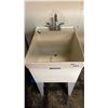 Image 3 : ELM UTILATUB MODEL 18 WASH TUB/SINK