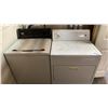 Image 1 : MAGIC CHEF WASHING MACHINE & KENMORE DRYER
