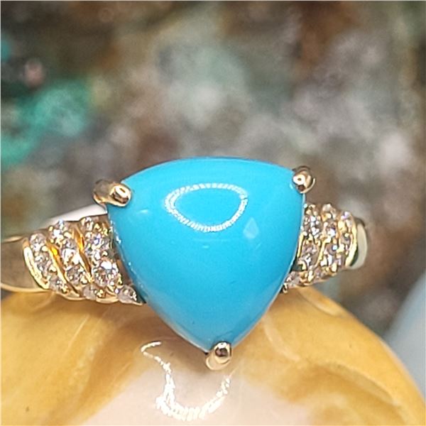 Trilliant-Cabochon Sleeping Beauty Turquoise & Diamond Ring