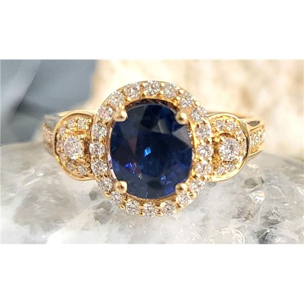Royal Blue Sapphire & Diamond Halo Ring Exquisite