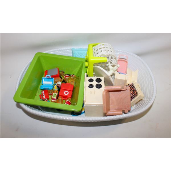 VINTAGE DOLL FURNITURE + LEGO STYLE MINIS