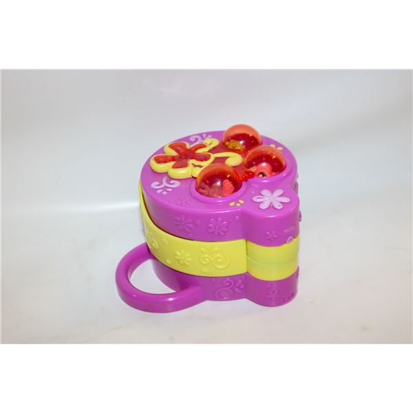 MINIATURE LITTLEST PET SHOP PLAY SET WITH 3