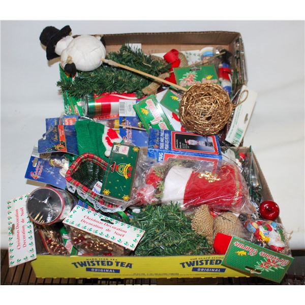 2 CHRISTMAS FLATS 48 NEW ITEMS/CANDLE/DECORATIONS