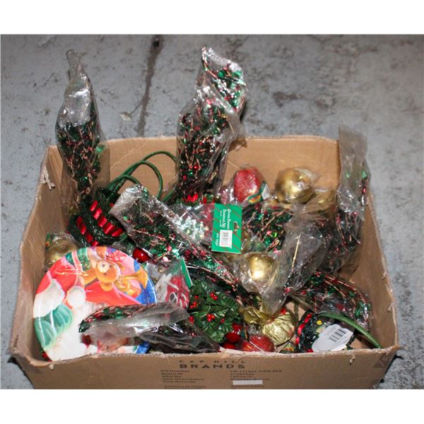 LARGE FLAT OF 50 NEW CHRISTMAS ITEMS. DECORATIONS,