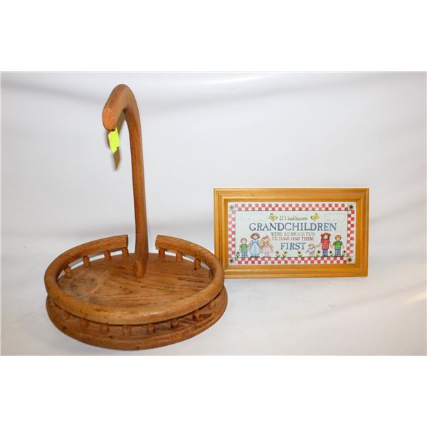 SOLID WOOD FRUIT STAND BANANA HANGER
