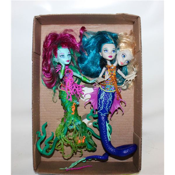 MONSTER HIGH DOLLS