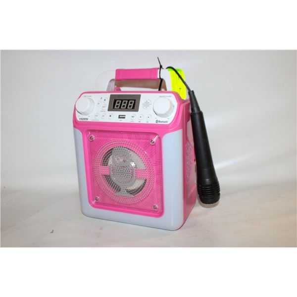 GROOVE CUBE MINI PINK BLUETOOTH SINGING MACHINE