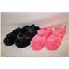 Image 1 : NEW WOMEN'S FUZZY SLIPPERS 1PINK 1 BLACK SIZE 8