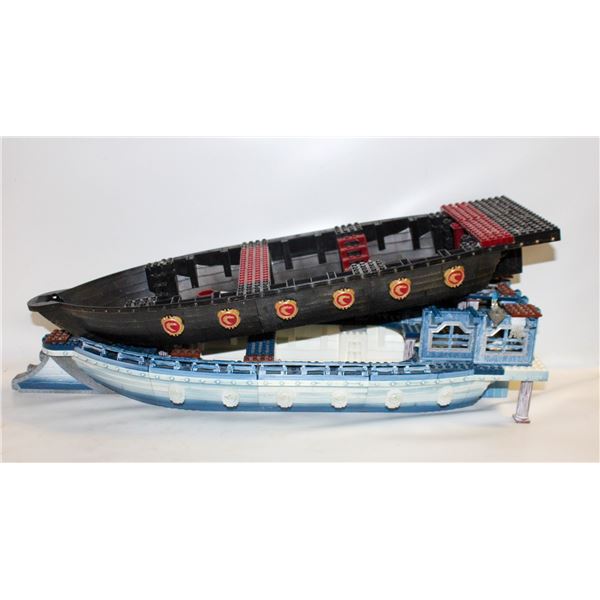 SET OF 2 BUILDING BLOCK SHIP HULLS